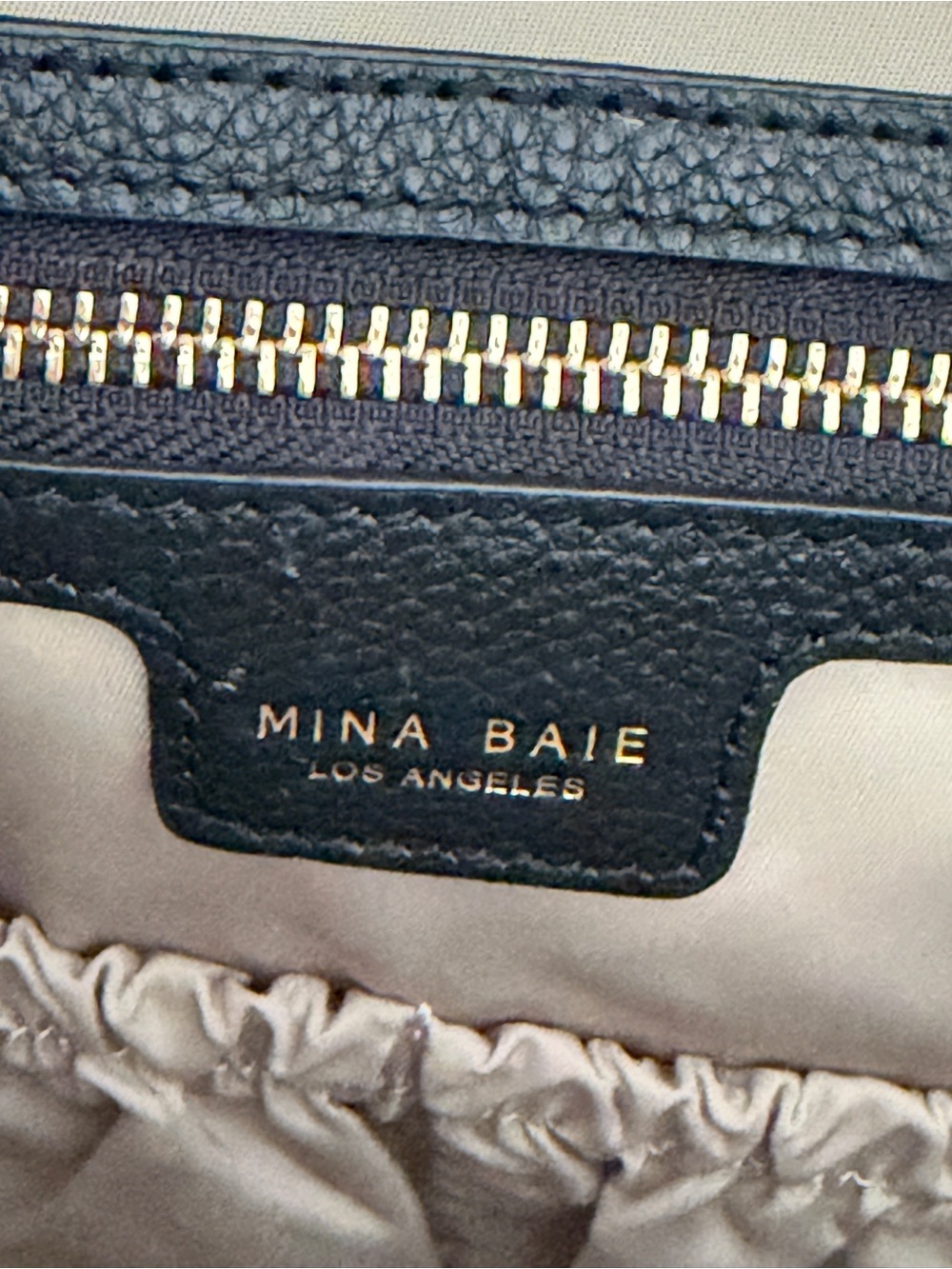 MINA BAIE Harper Backpack Leather Midi Black/Gold - Picture 8 of 11